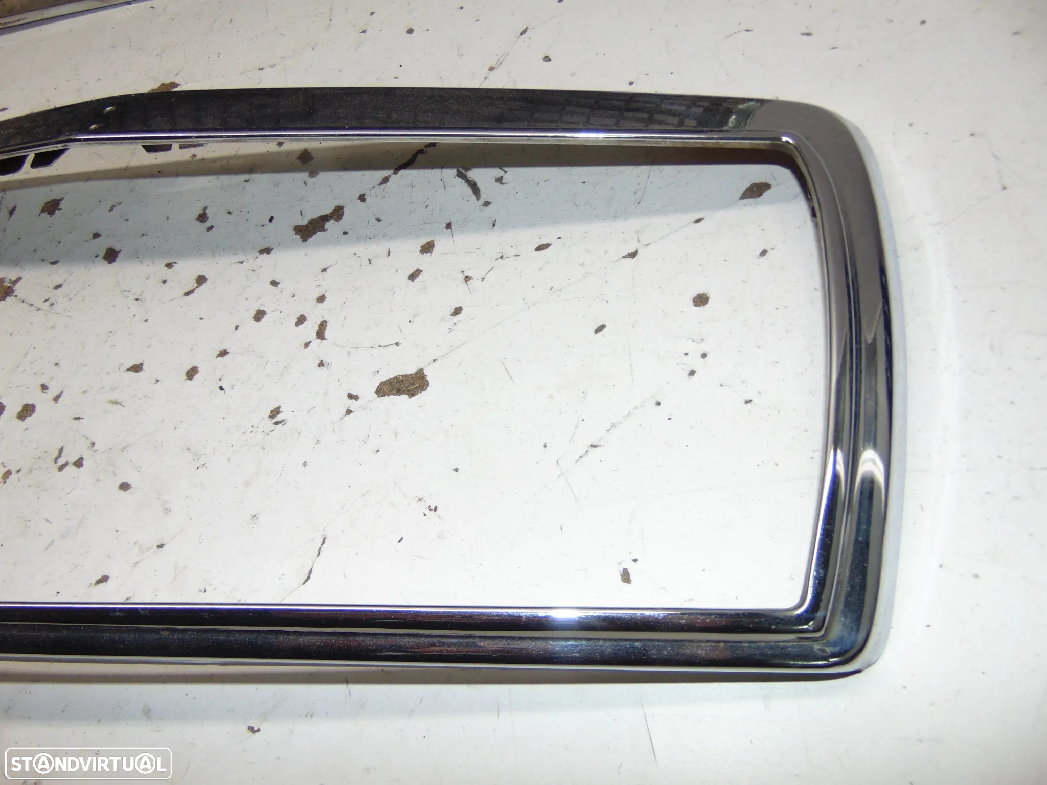 Mercedes 190/W201 grelha - 9