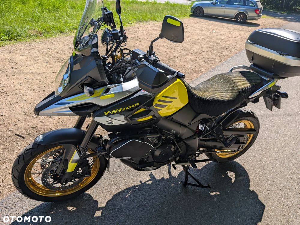 Suzuki V-STROM - 3