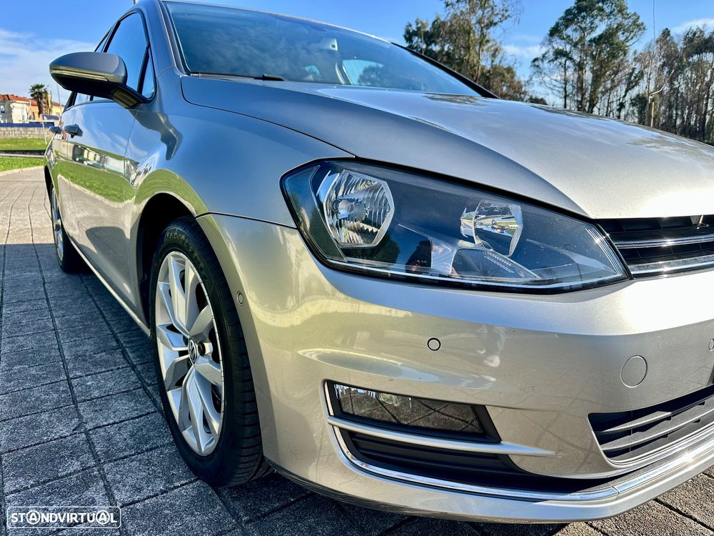 VW Golf 1.6 TDi Highline DSG - 11