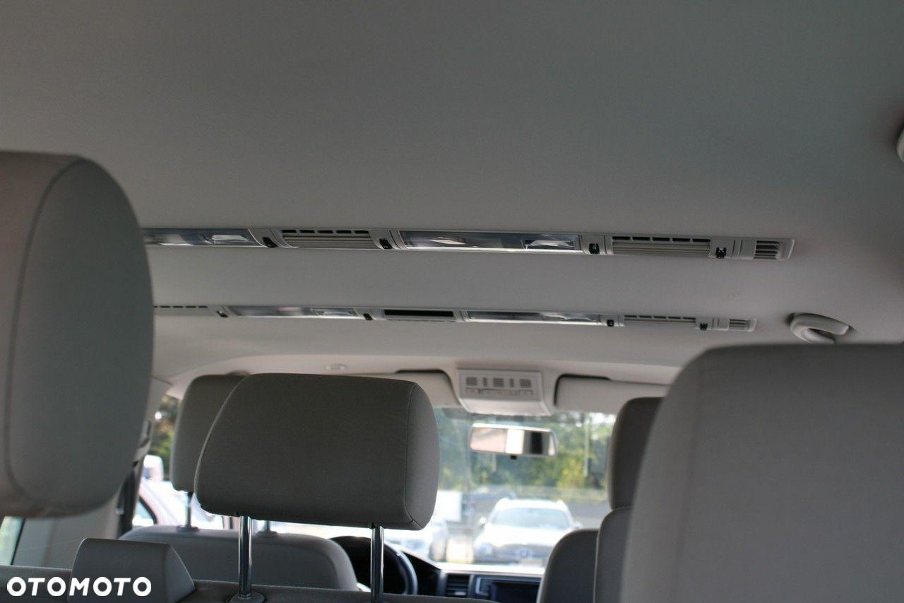 Volkswagen Caravelle 2.0 TDI L2 Comfortline 4Motion - 28
