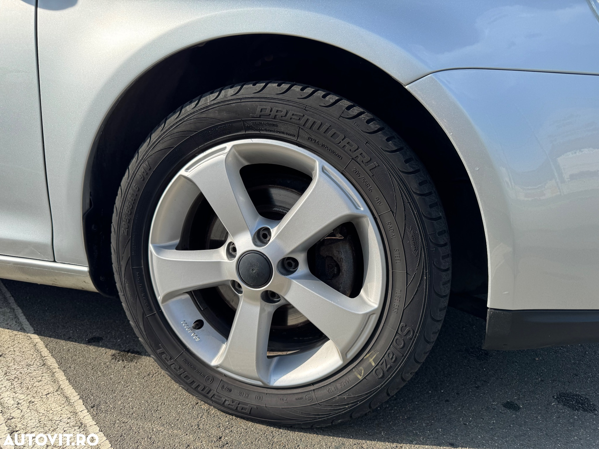 Volkswagen Golf 1.9 TDI Comfortline - 9