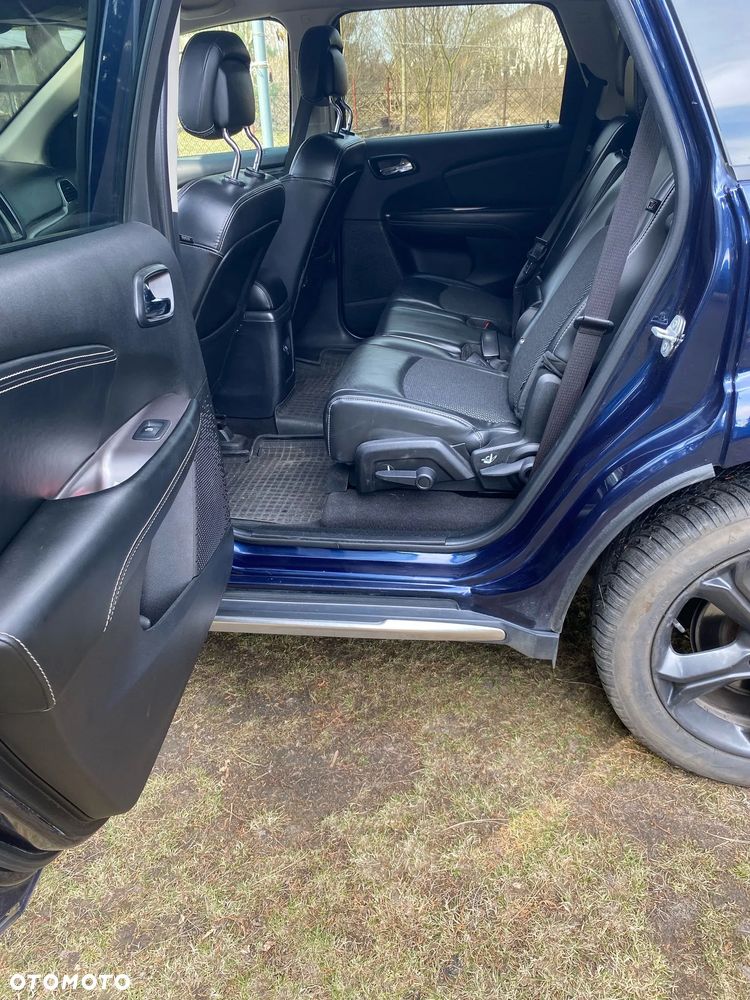 Dodge Journey - 8