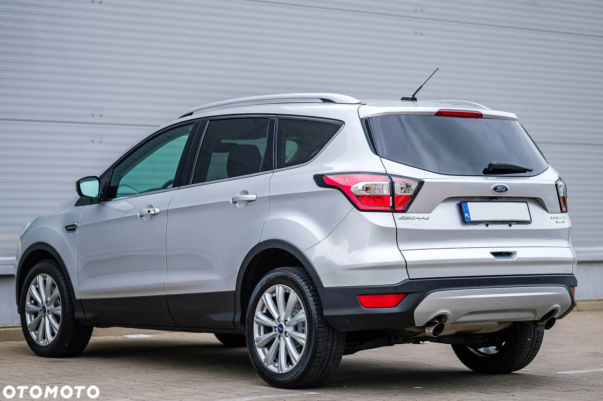 Ford Kuga - 16