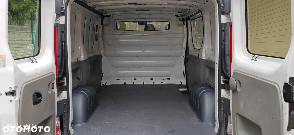 Renault Trafic - 20