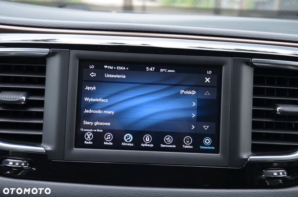 Chrysler Pacifica - 30
