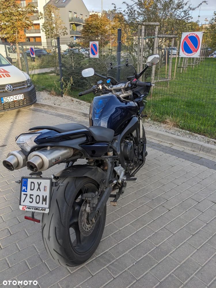 Yamaha FZ6 - 12
