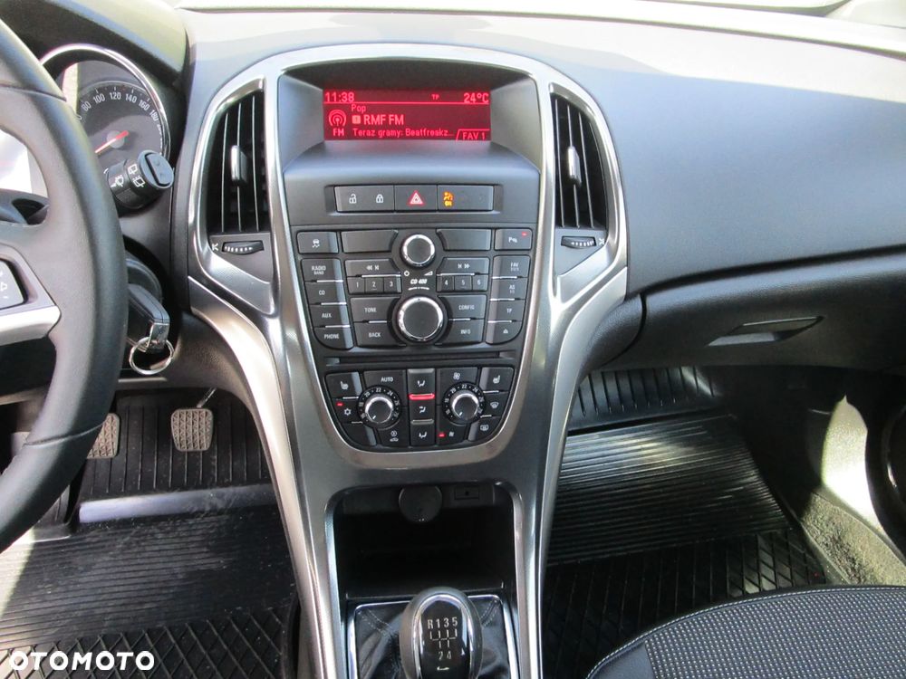 Opel Astra 1.6 Design Edition - 24