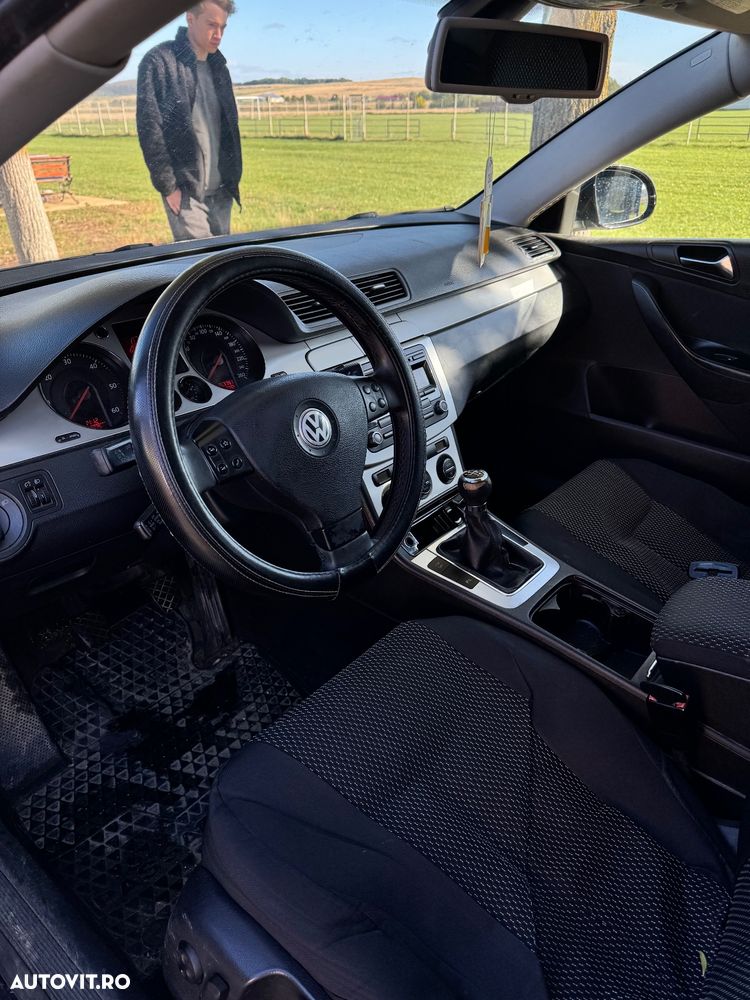 Volkswagen Passat 1.9TDI Highline - 5