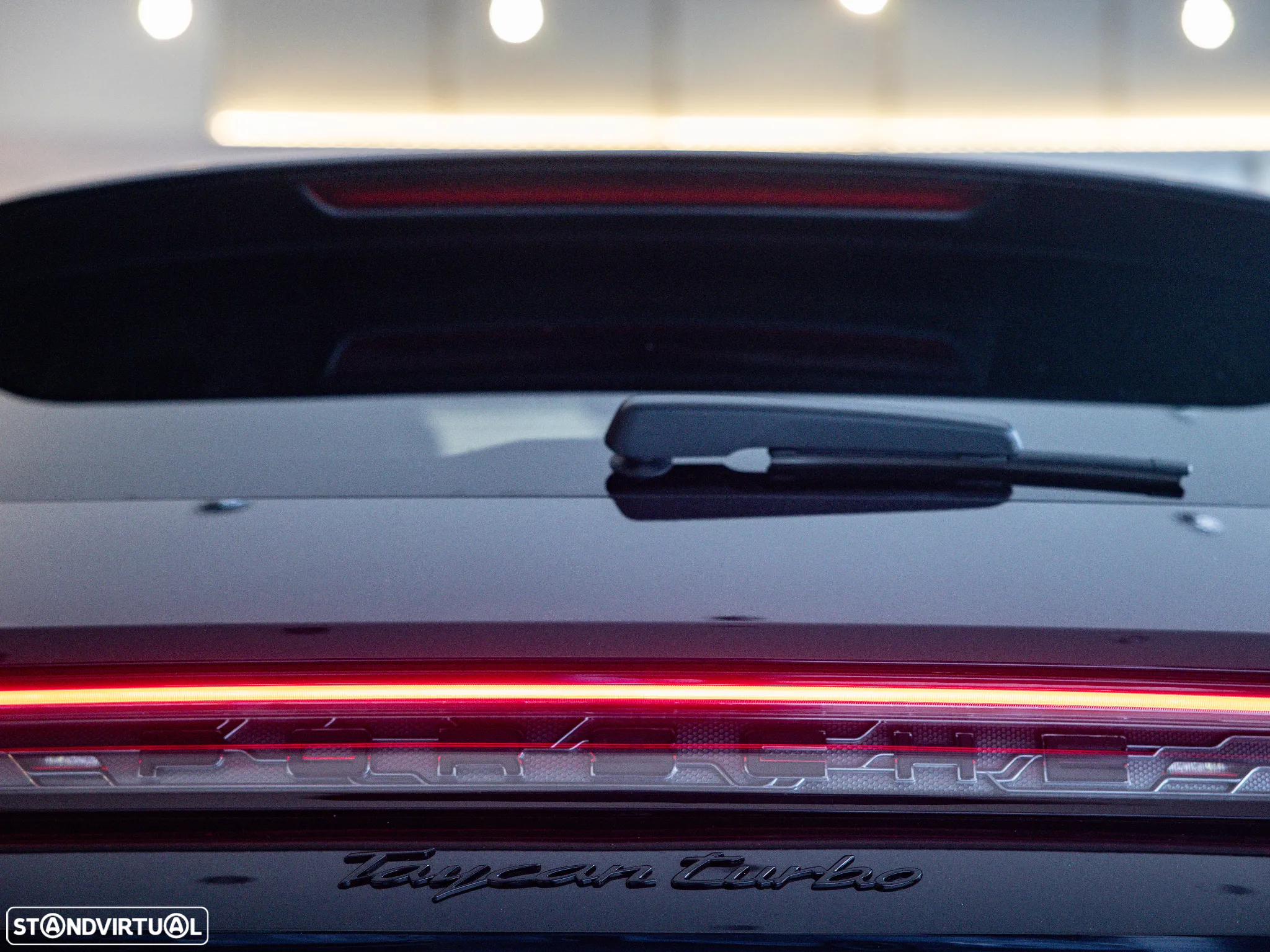 Porsche Taycan Cross Turismo Turbo - 17