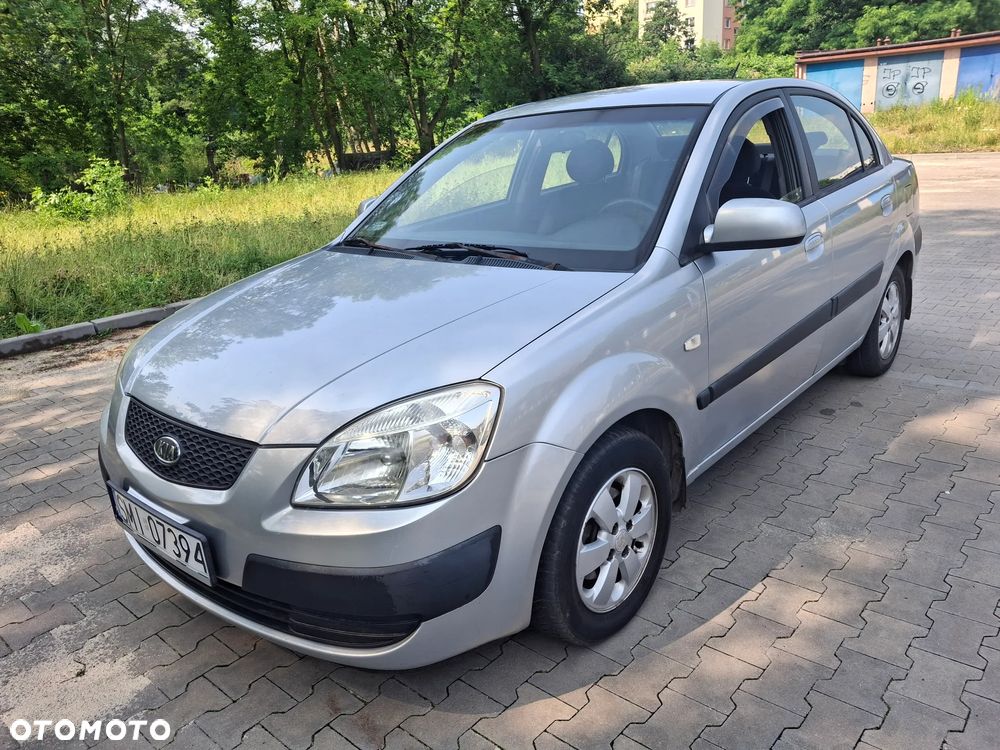 Kia Rio 1.4 Family + - 2