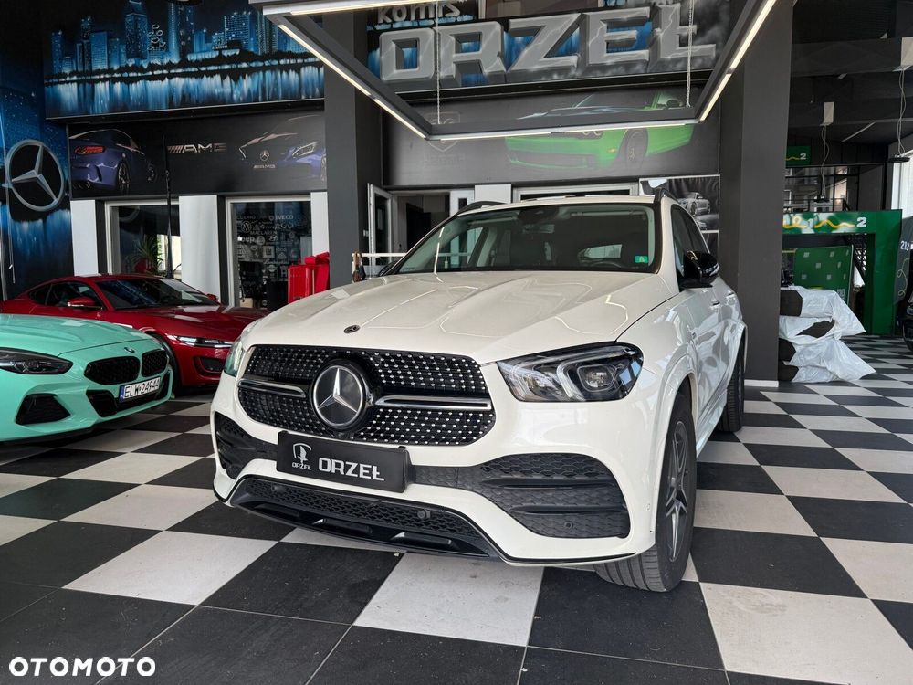 Mercedes-Benz GLE - 1