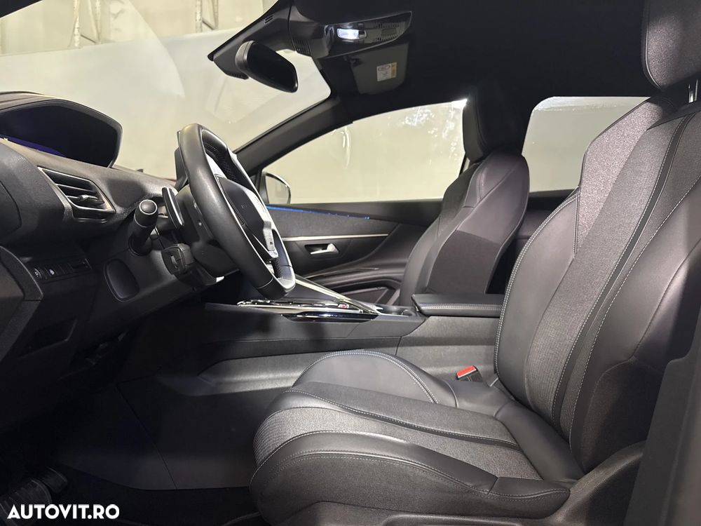 Peugeot 3008 - 23
