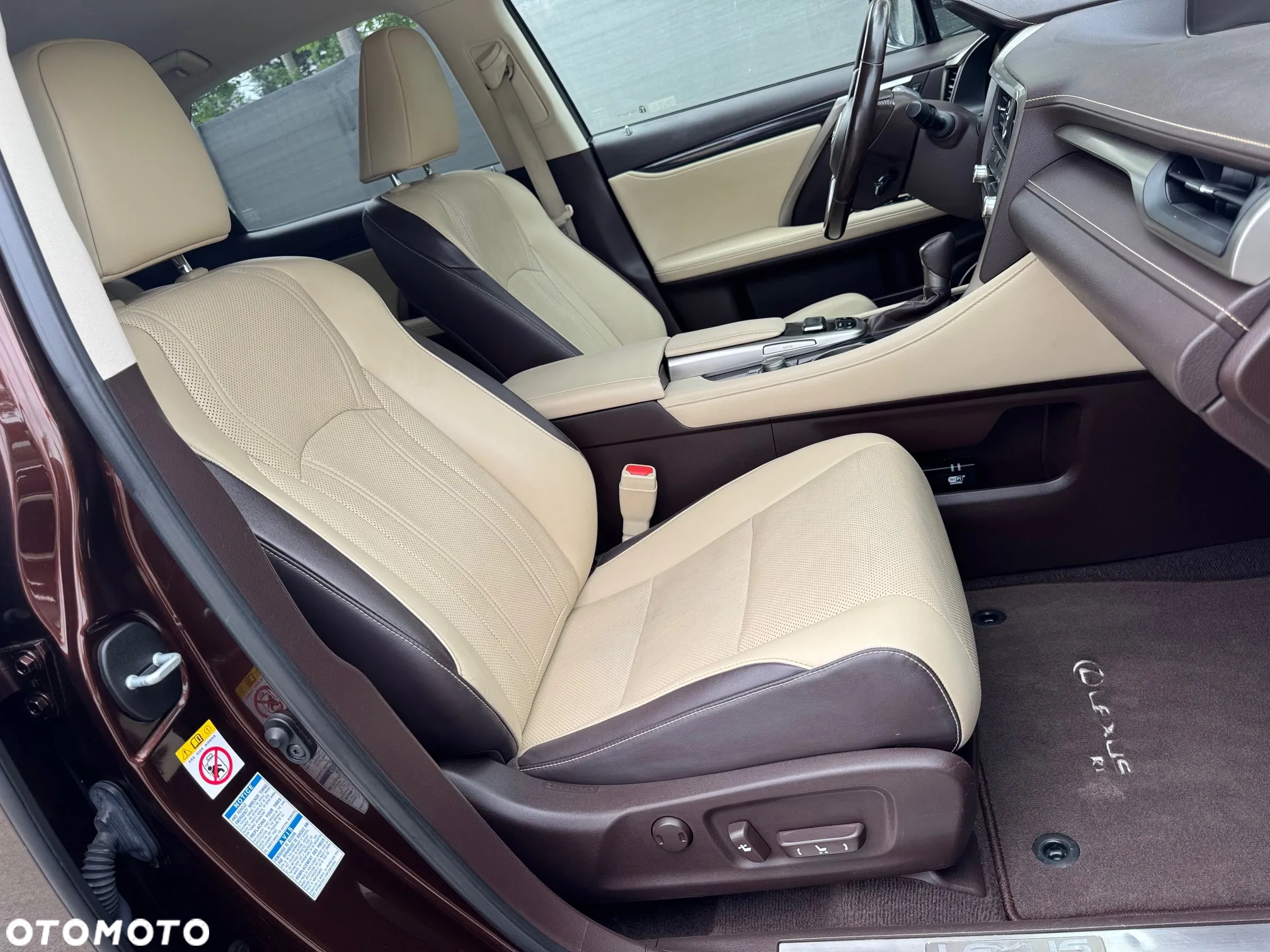 Lexus RX 200t AWD Luxury Line - 32