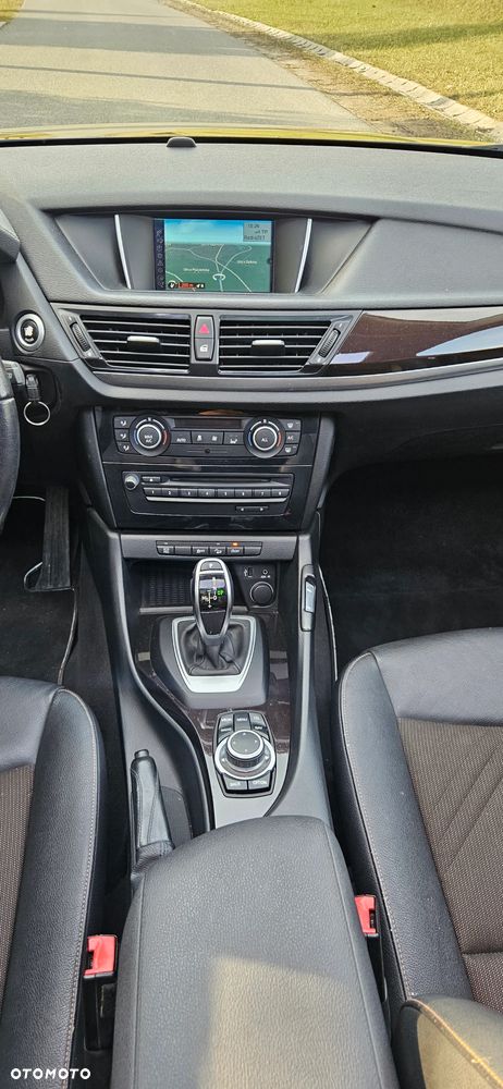 BMW X1 xDrive18d xLine - 13
