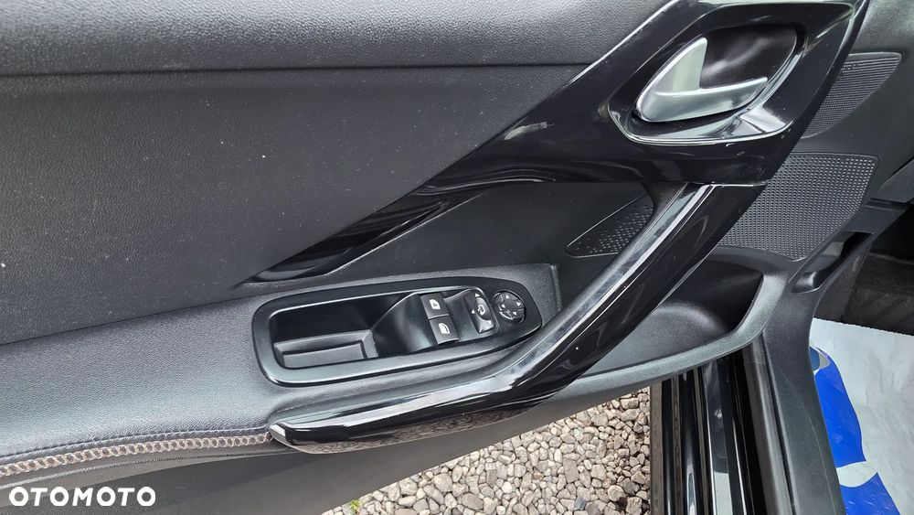 Peugeot 208 1.6 VTi Allure - 19