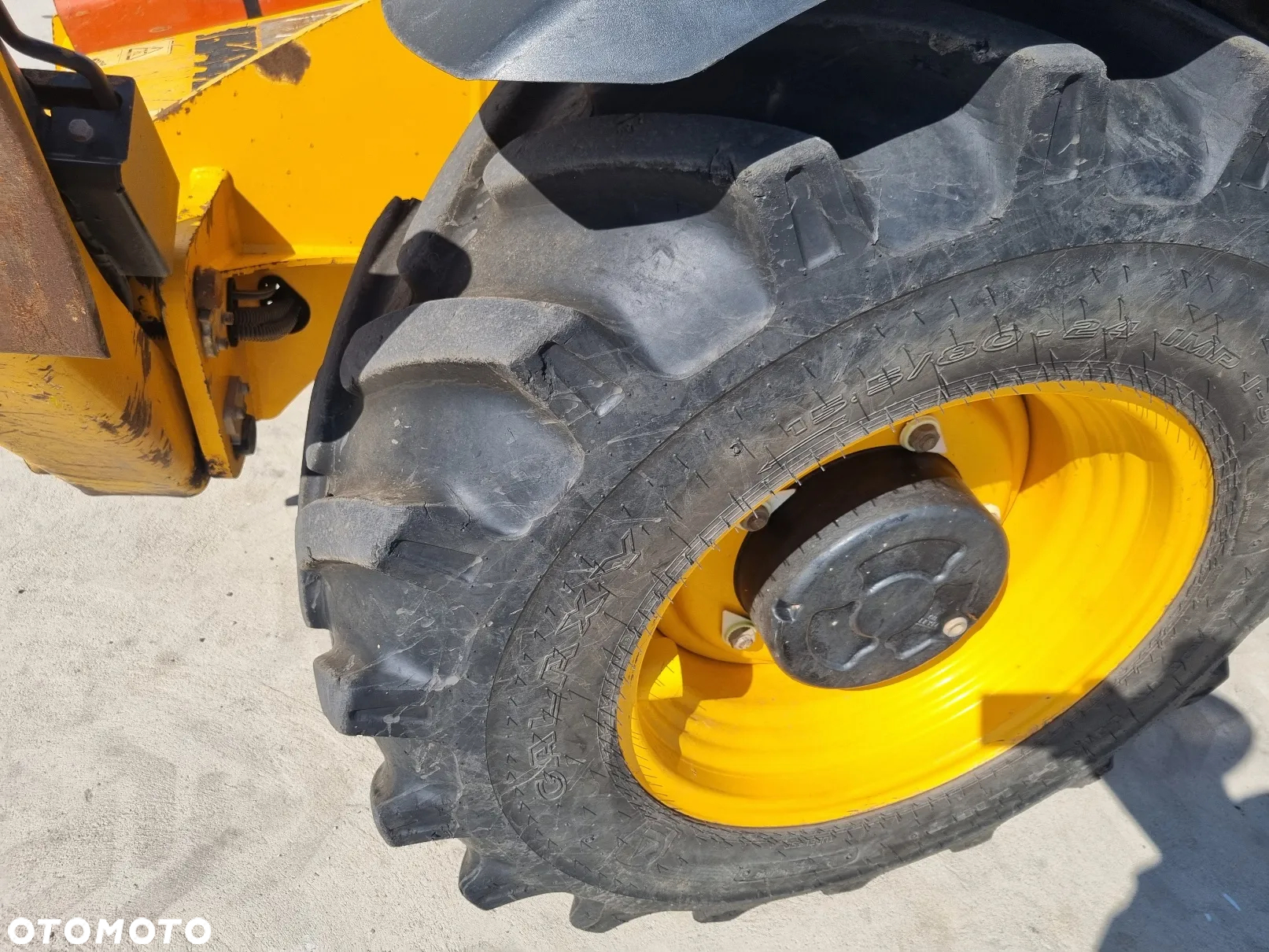 JCB 535-140 535V140 - MB9 - 14