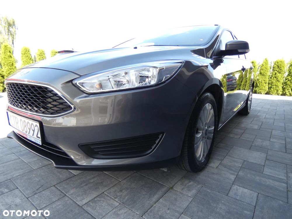 Ford Focus 1.6 Trend - 3
