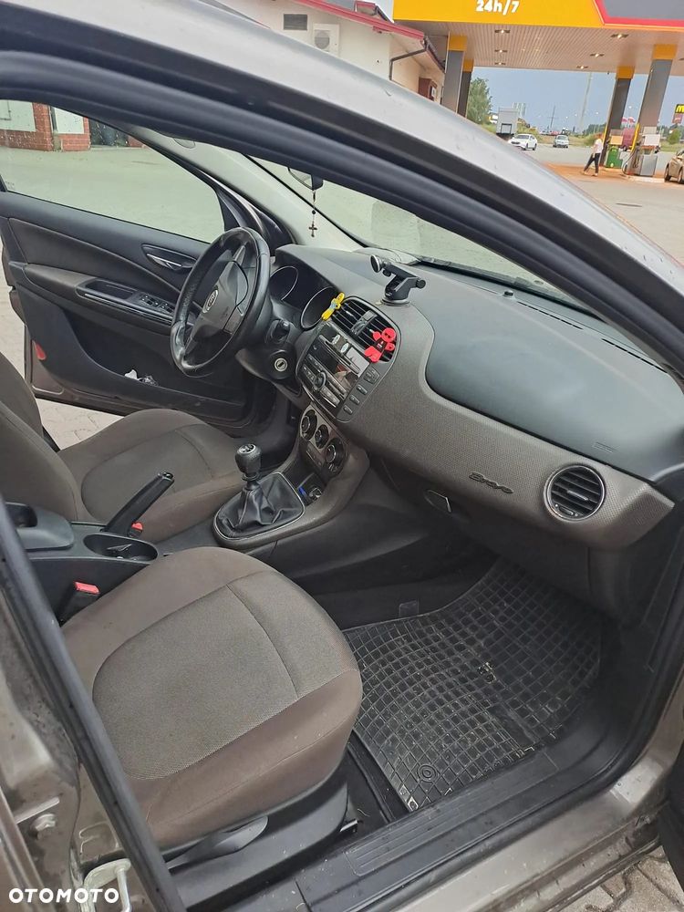 Fiat Bravo 1.6 Multijet 16V DPF Pur-O2 Dynamic - 19