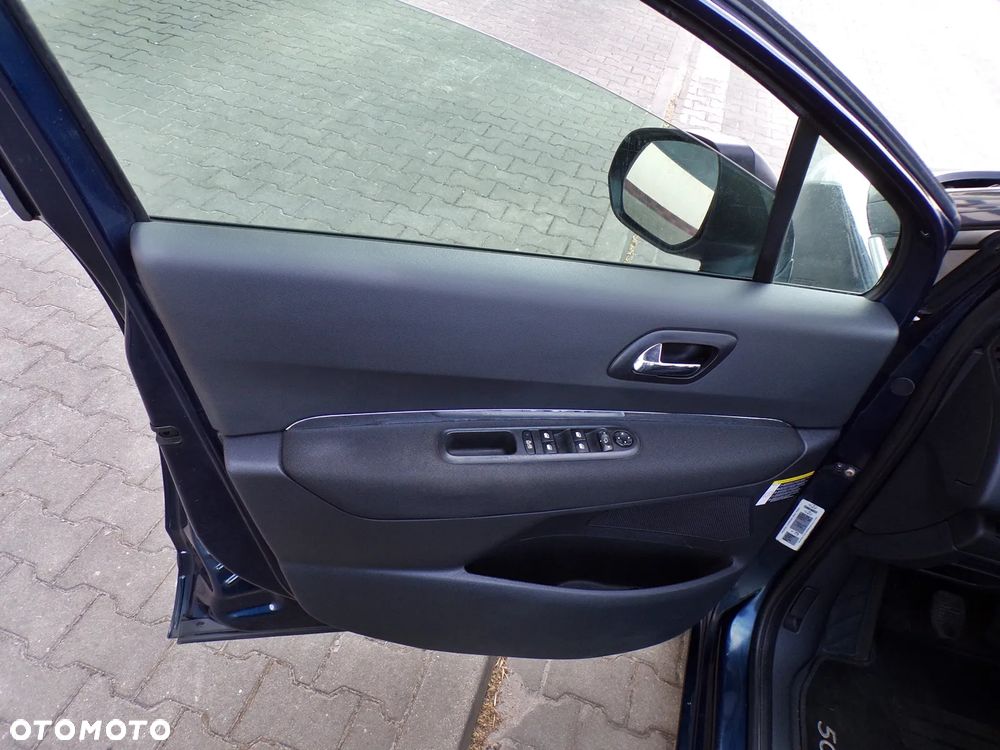Peugeot 5008 2.0 HDi Premium - 17