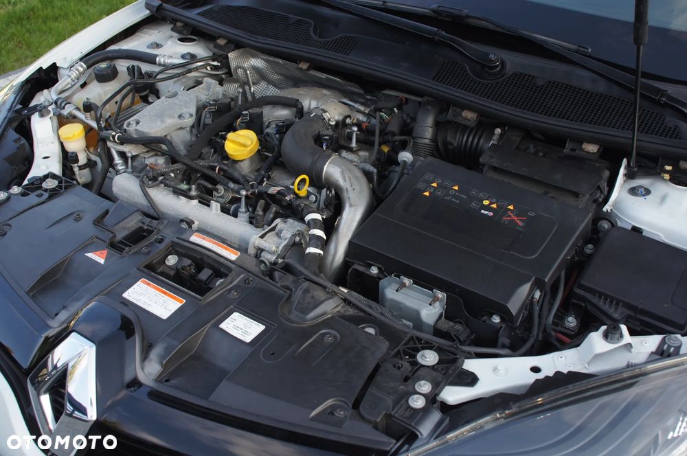 Renault Megane R.S SL Trophy - 19
