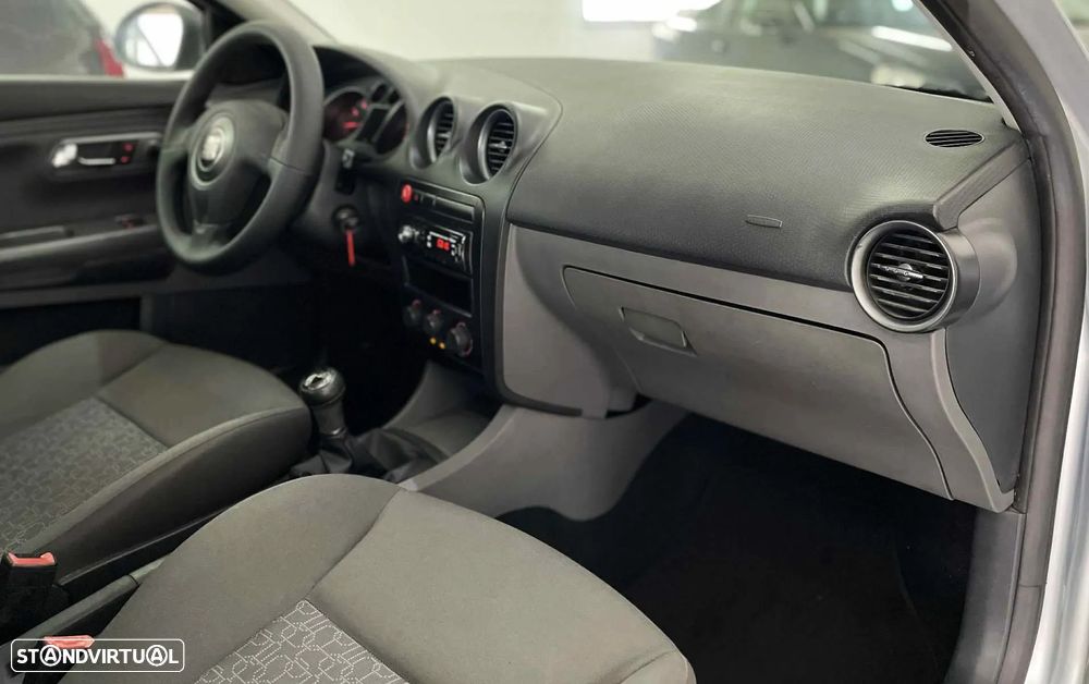 SEAT Ibiza 1.2 12V Reference - 15