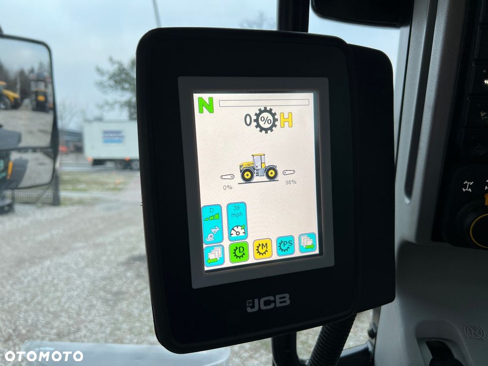 JCB Fastrac 4220 - 11