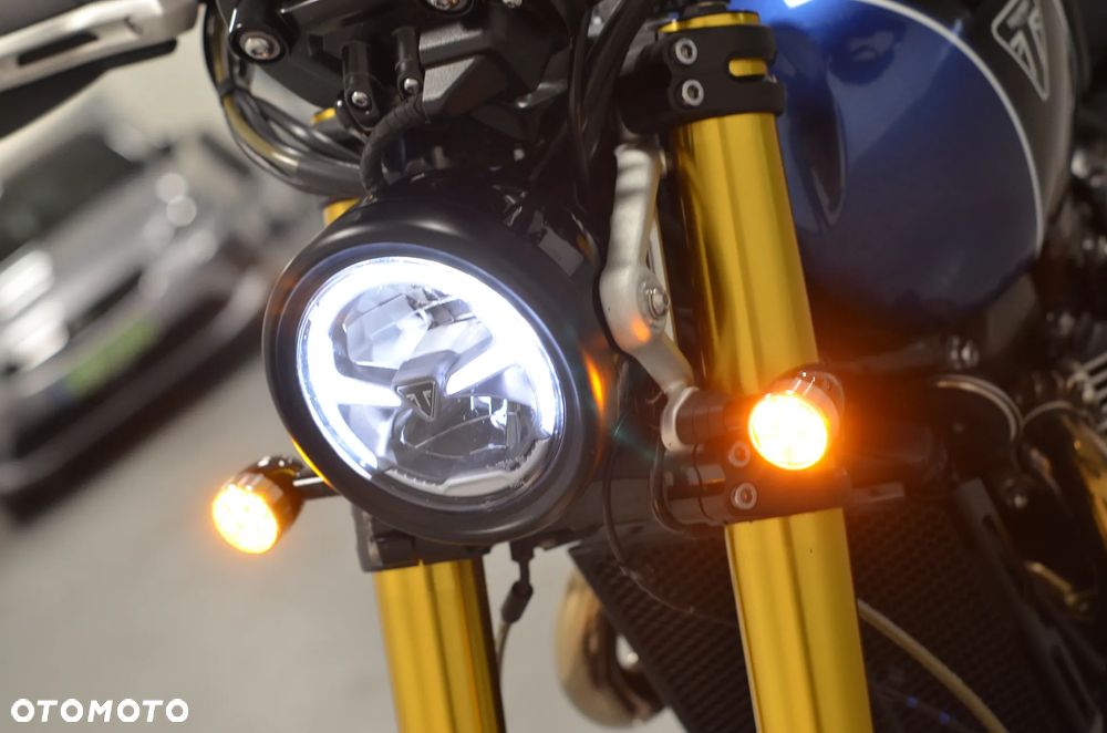 Triumph Scrambler - 13