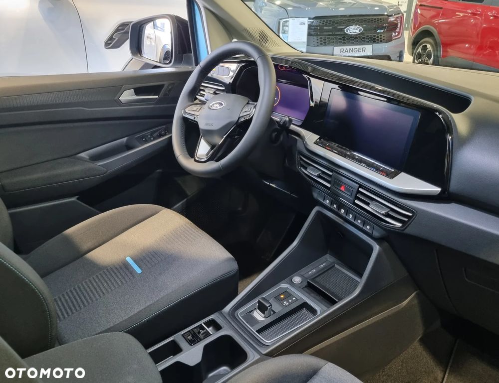 Ford Tourneo Connect Grand - 12