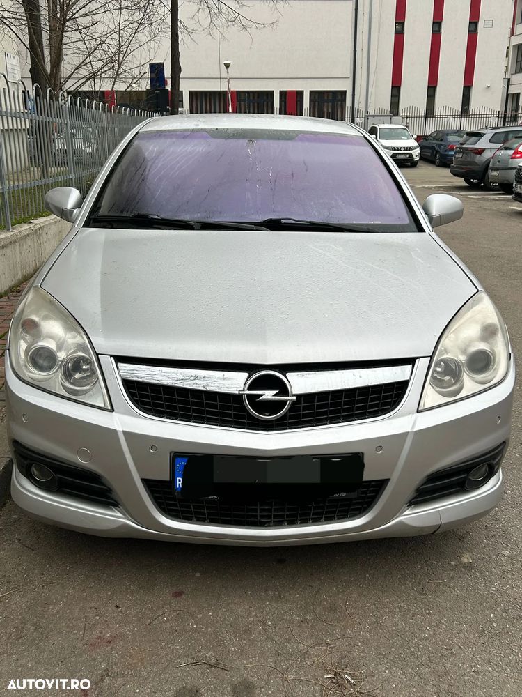 Opel Vectra 1.9 CDTI Essentia - 1