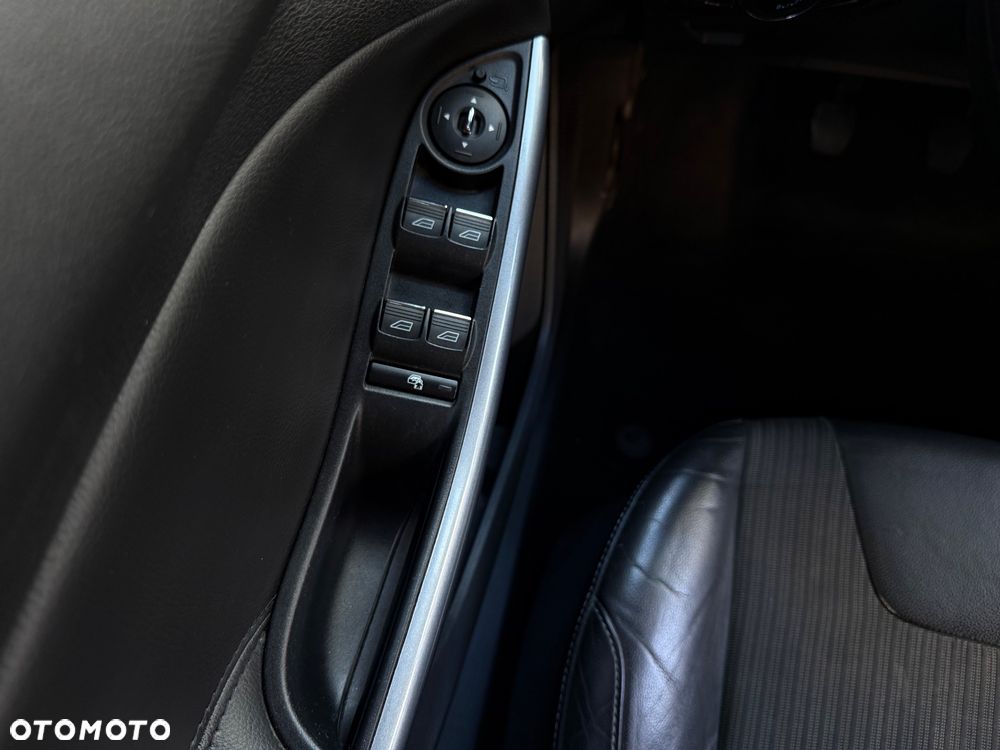Ford Focus 1.6 EcoBoost Titanium - 16