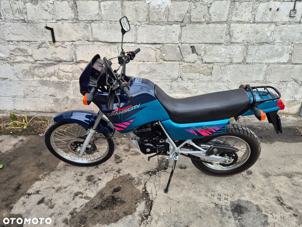 Honda NX - 12