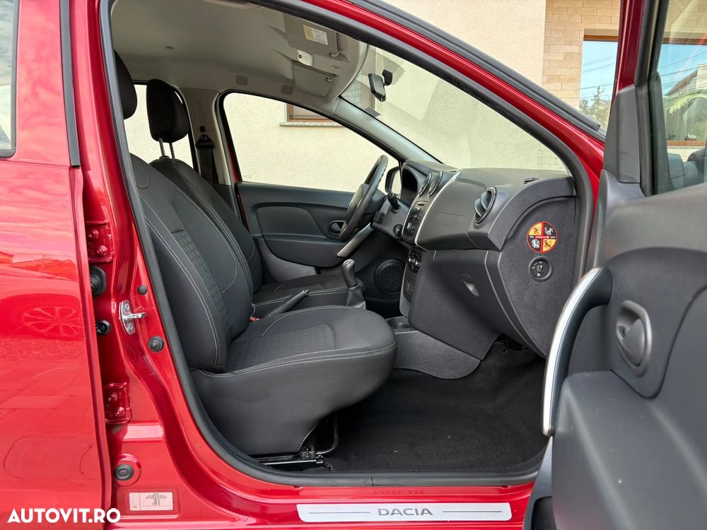 Dacia Sandero 1.2 16V 75 Laureate - 9