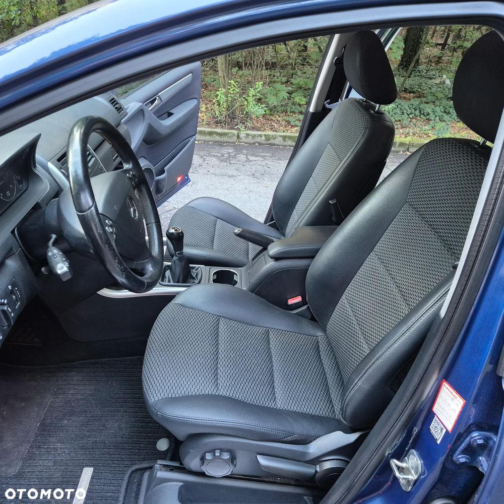 Mercedes-Benz Klasa A 180 CDI Avantgarde DPF Special Edition - 5