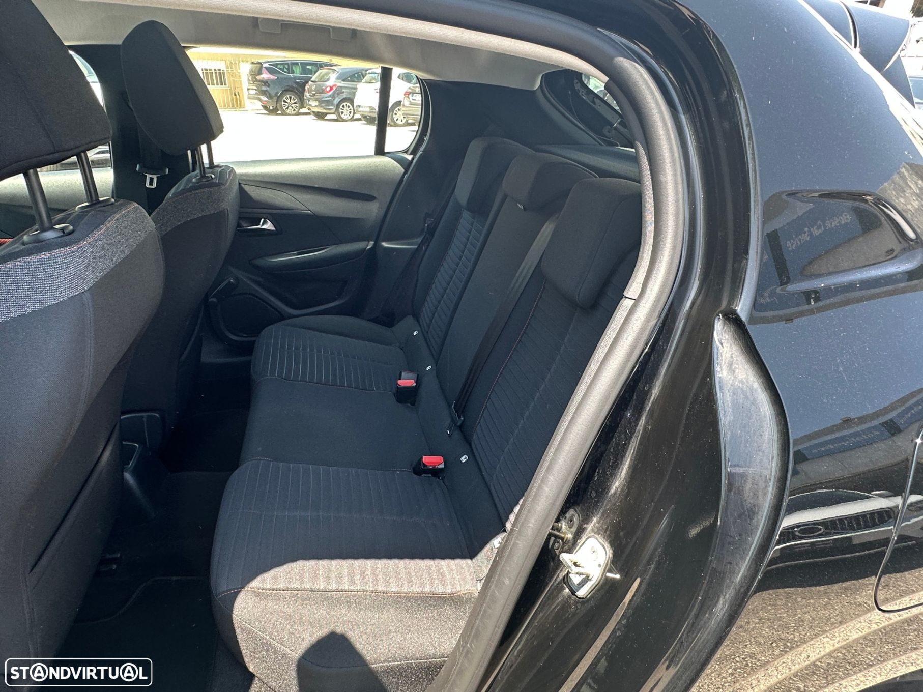 Peugeot 208 1.2 PureTech Active Pack - 10