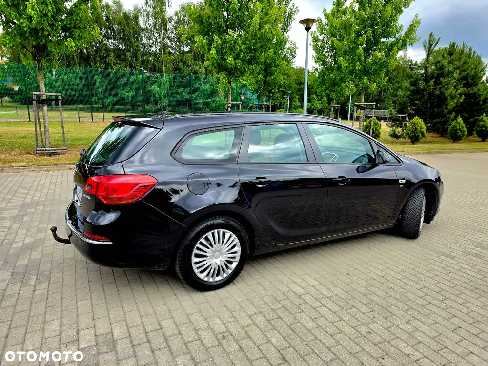 Opel Astra 1.4 Turbo Cosmo - 25