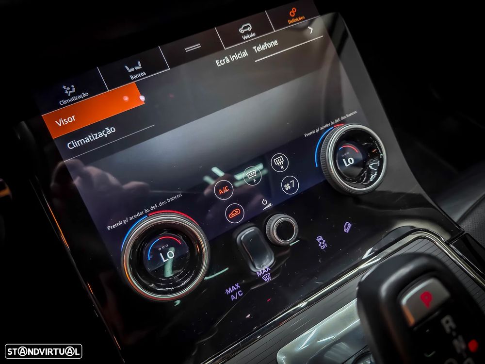 Land Rover Range Rover Evoque P300e R-Dynamic SE - 45