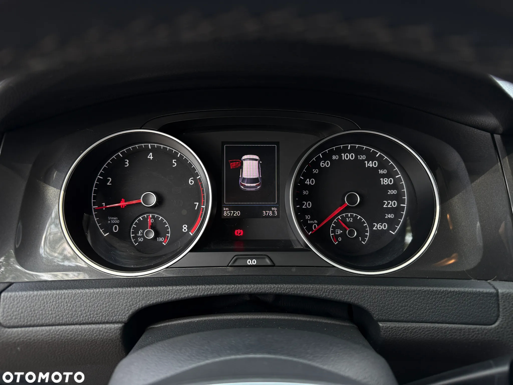 Volkswagen Golf - 23
