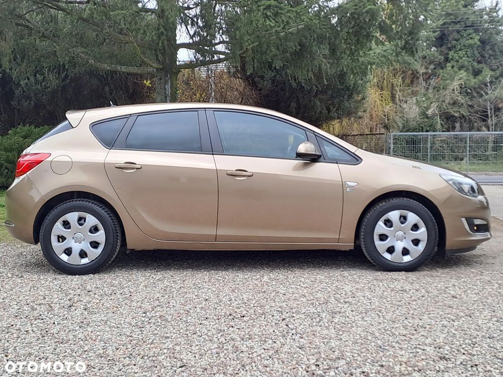 Opel Astra - 3