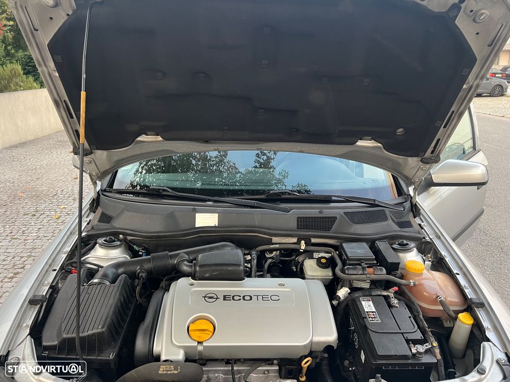 Opel Astra 1.4 Elegance - 19