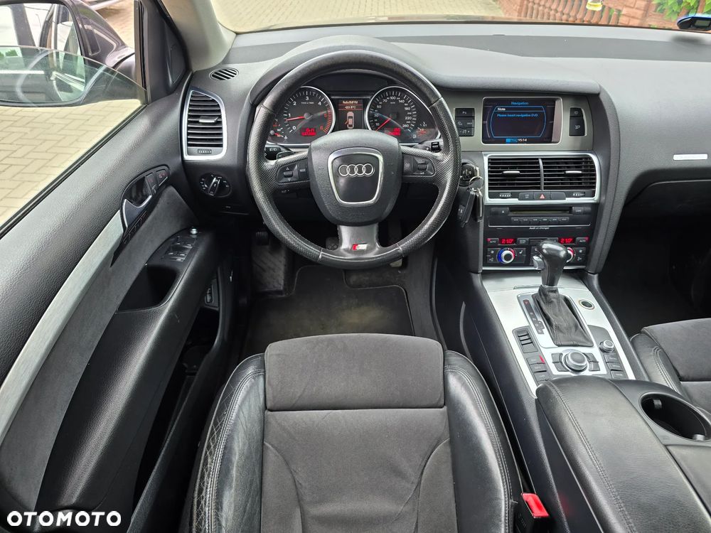 Audi Q7 - 7