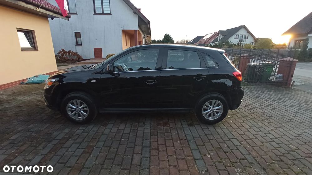Mitsubishi ASX 1.6 Black Edition - 12