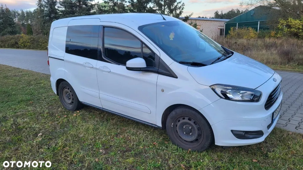 Ford Courier - 2