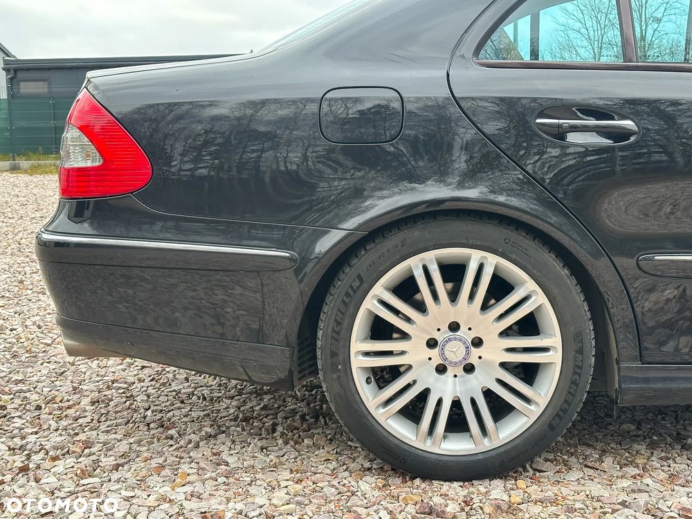 Mercedes-Benz Klasa E 500 4Matic Automatik Avantgarde - 18