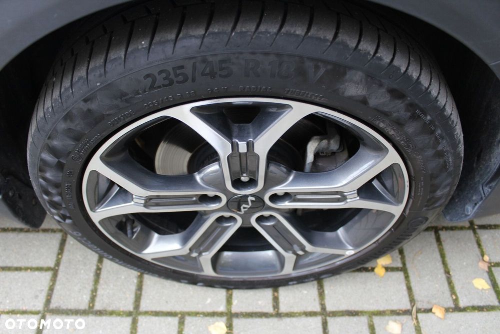 Kia XCeed - 23