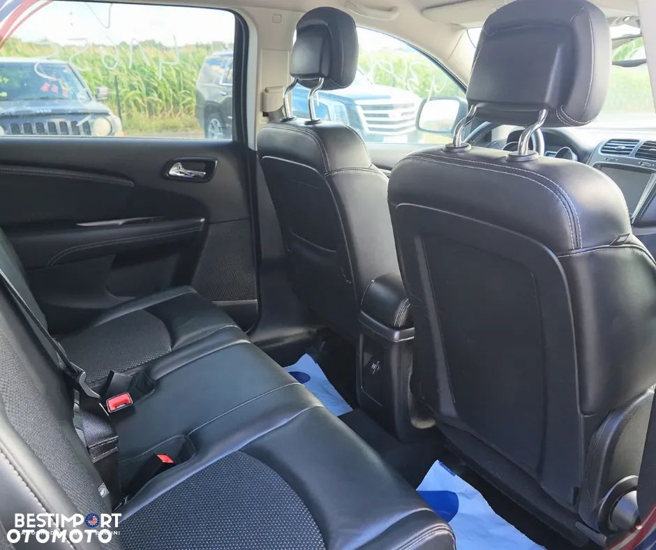 Dodge Journey - 12