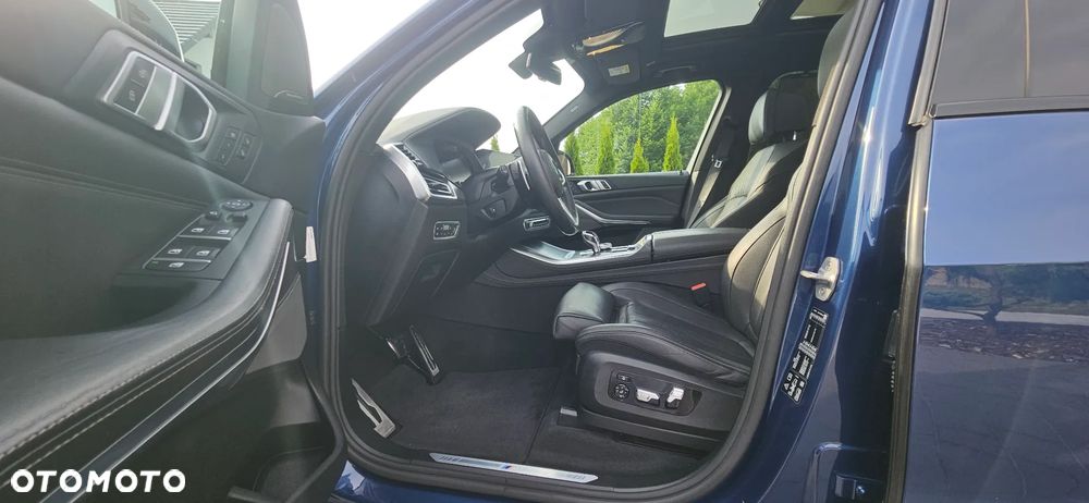 BMW X5 xDrive40i - 8