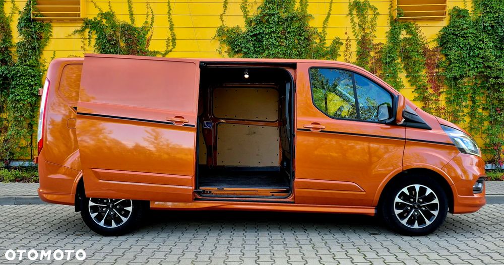 Ford Custom - 5