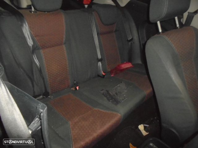 Carro MOT: SNJA SNJB CXVEL :8AGR700CA  TTFLO FORD FIESTA 6 2009 1.25 852CV 3P VERMELHO GASOLINA - 5