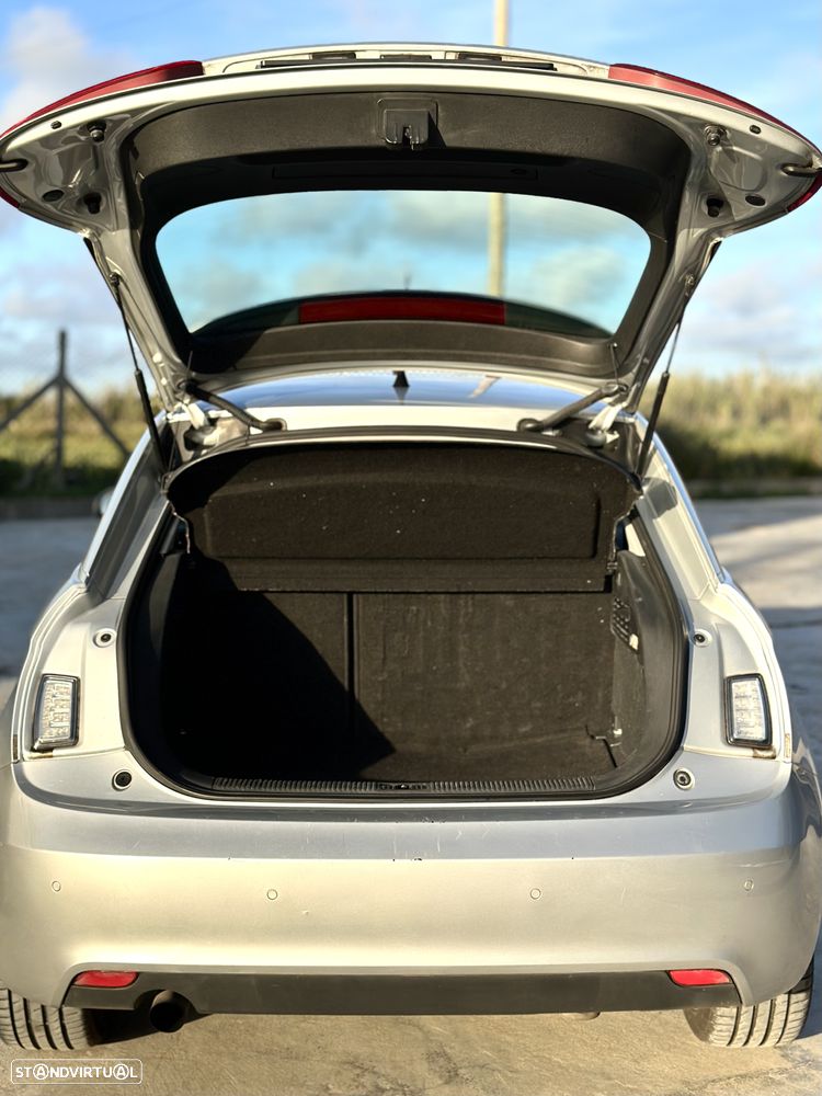 Audi A1 1.6 TDI Ambition - 13