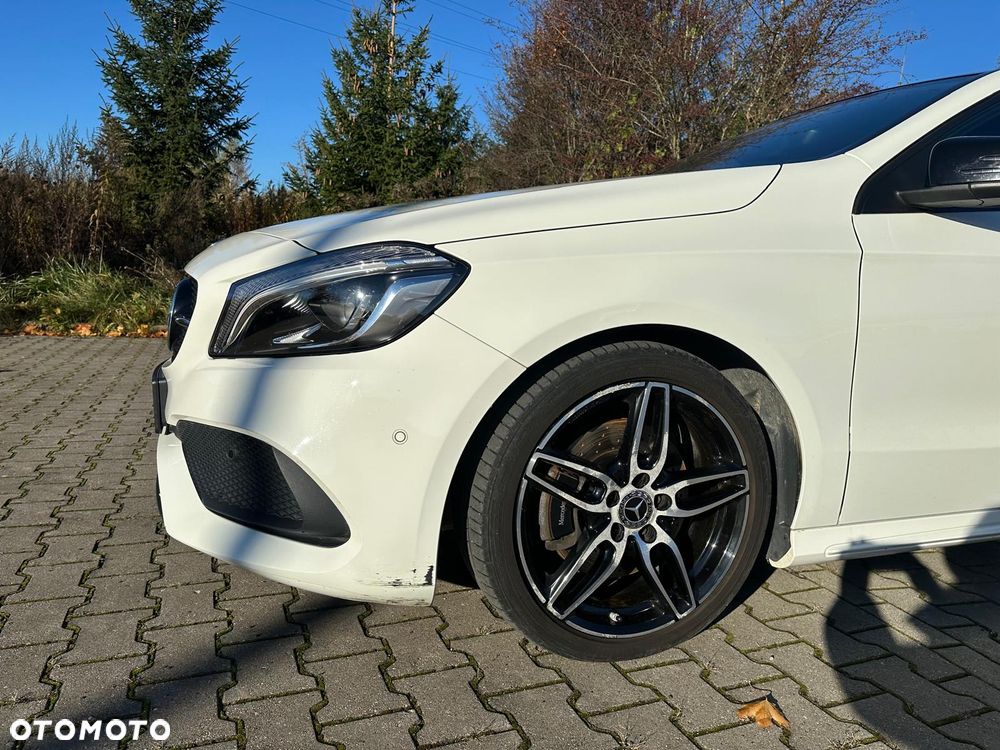 Mercedes-Benz Klasa A 220 4-Matic AMG Line - 6